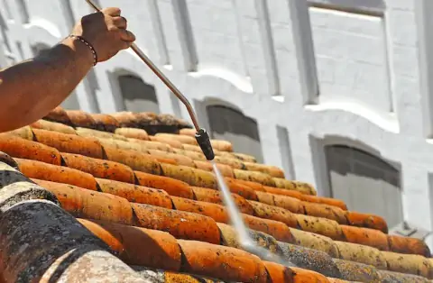 Nettoyage de toitures - Humes-Jorquenay